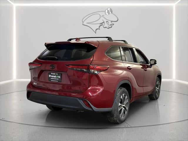 2021 Toyota HIGHLANDER XLE
