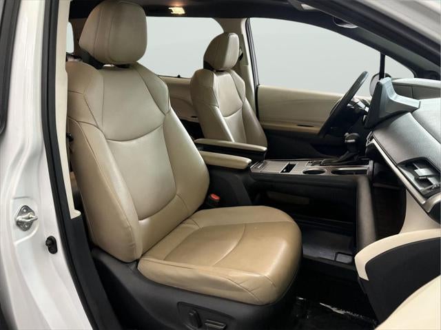 2021 Toyota SIENNA XLE XLE