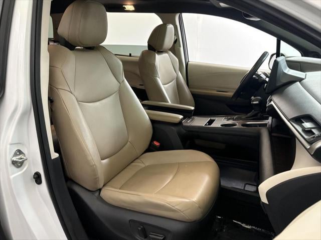 2021 Toyota SIENNA XLE XLE