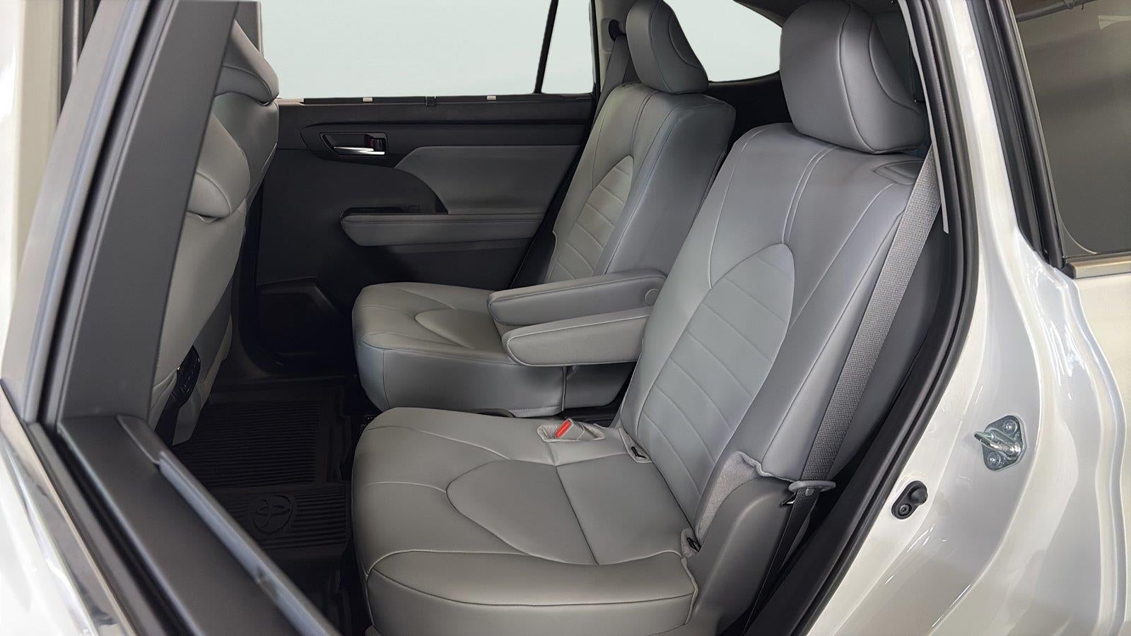 2026 Toyota Highlander Hybrid Hybrid XLE