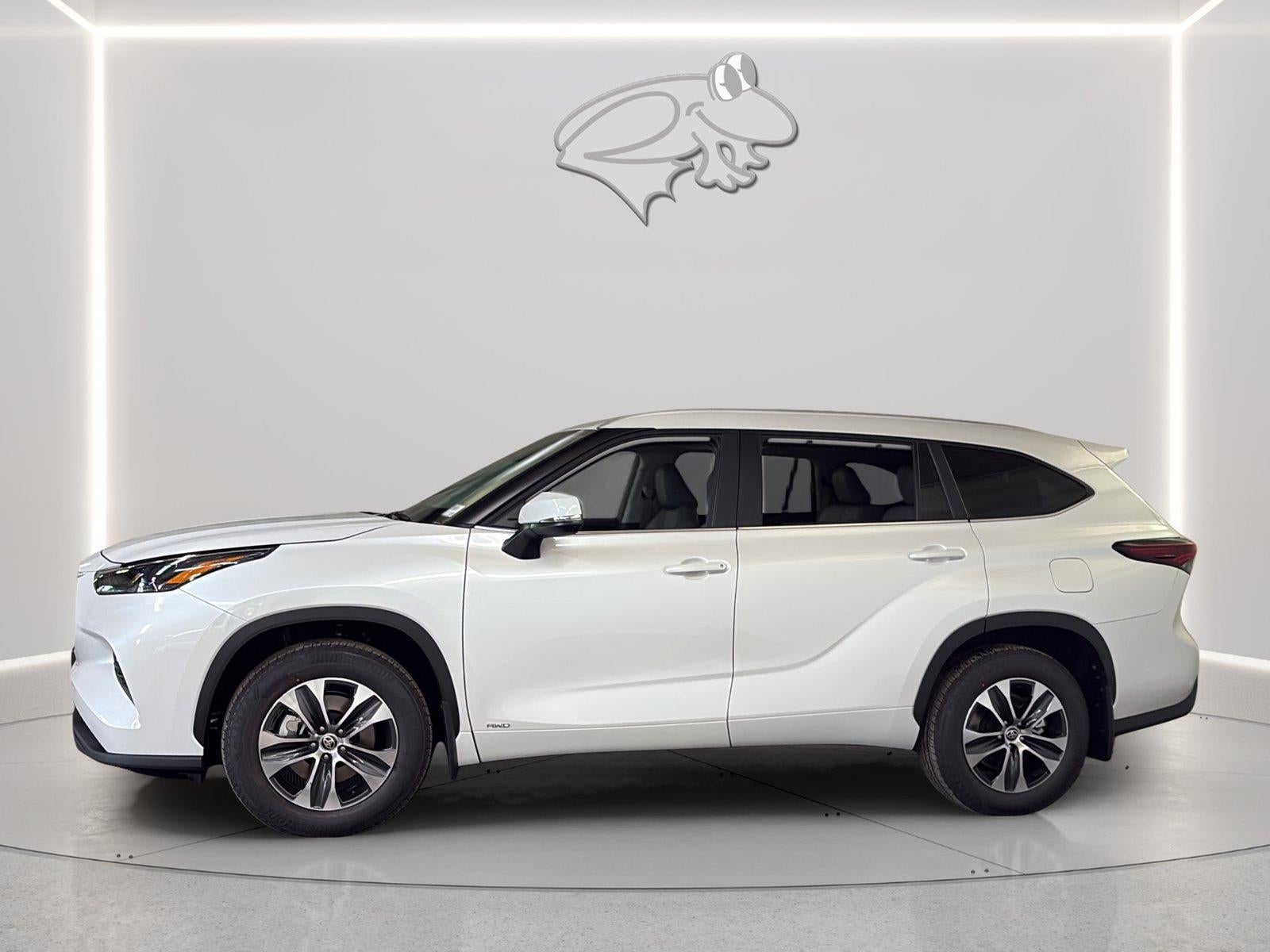 2026 Toyota Highlander Hybrid Hybrid XLE