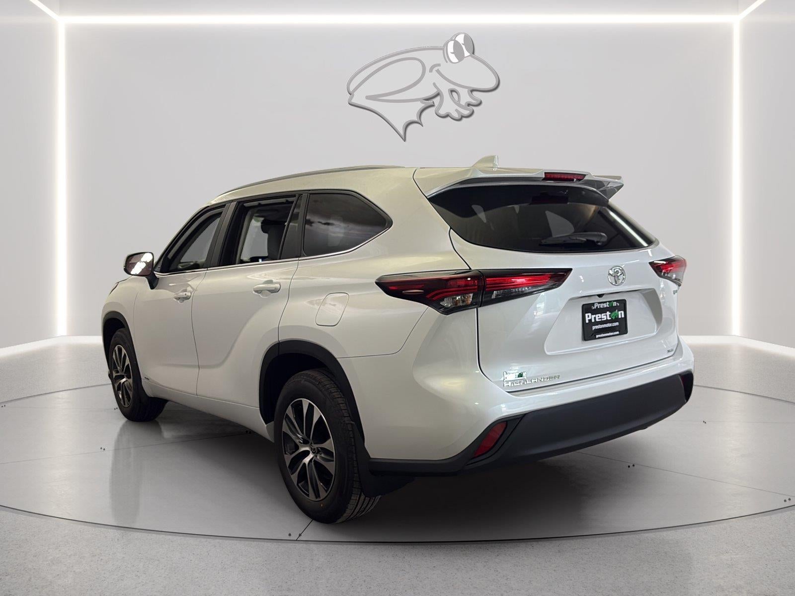2026 Toyota Highlander Hybrid Hybrid XLE