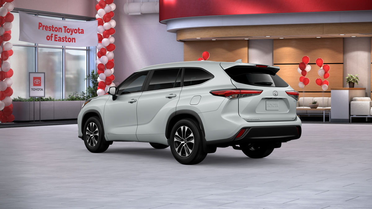 2026 Toyota Highlander Hybrid Hybrid XLE