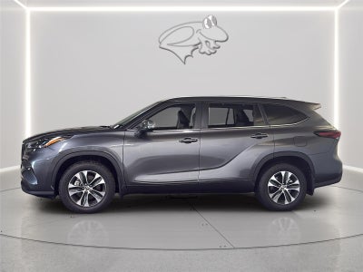 2025 Toyota Highlander XLE