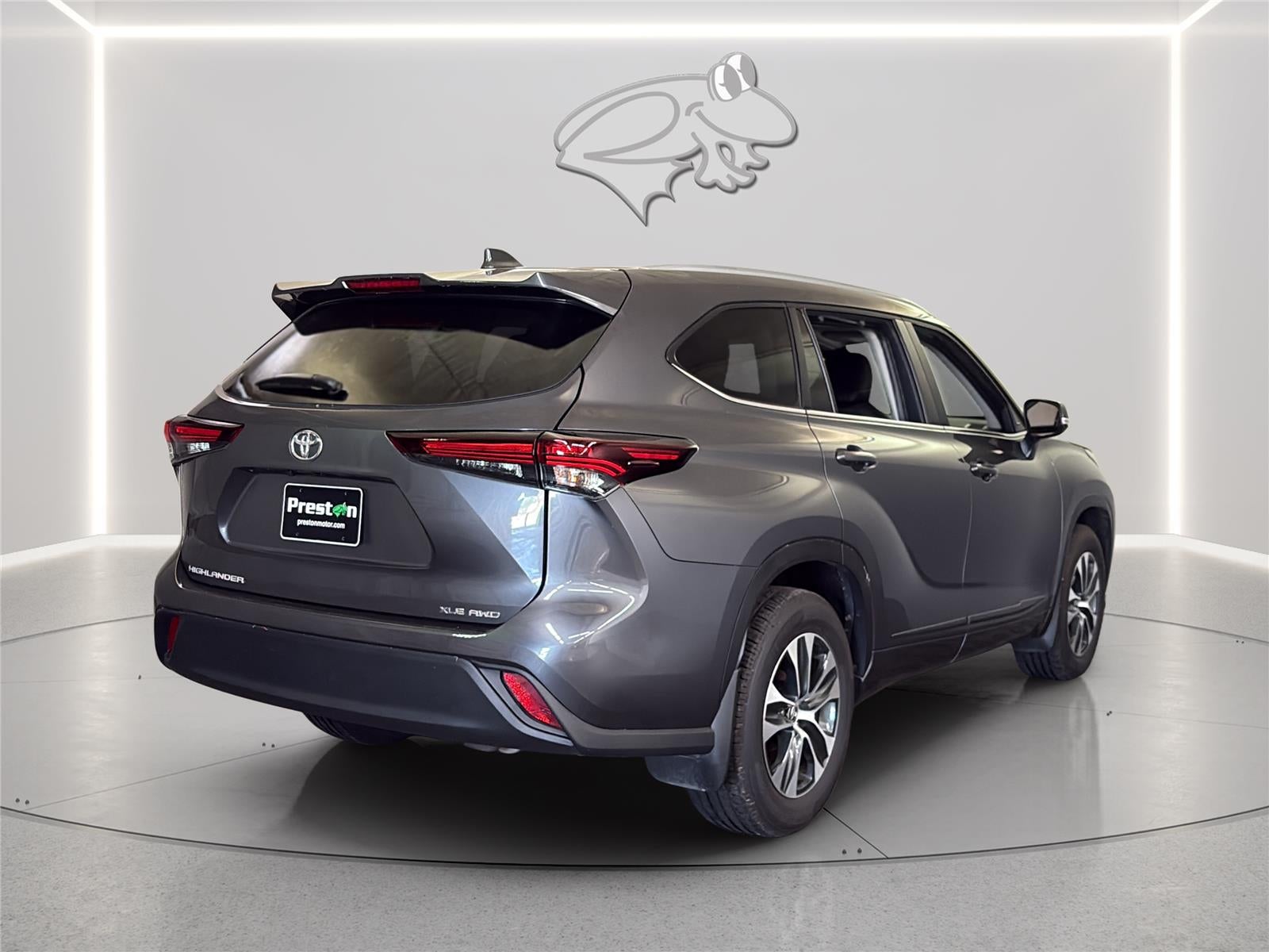 2025 Toyota Highlander XLE
