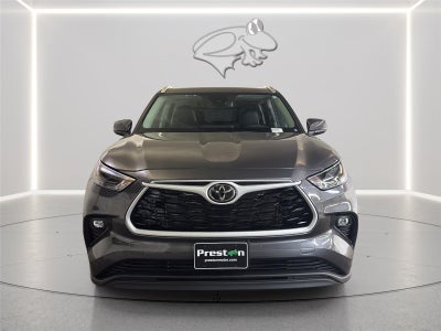 2025 Toyota Highlander XLE