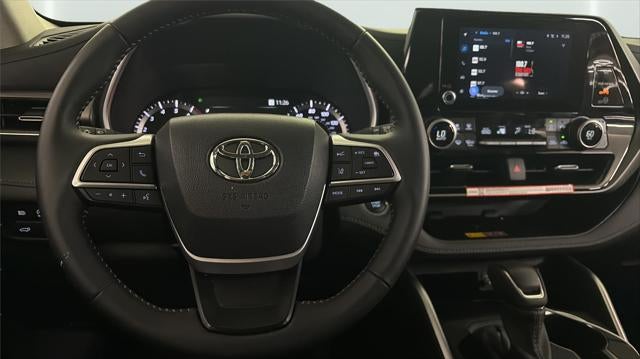 2025 Toyota Highlander XLE