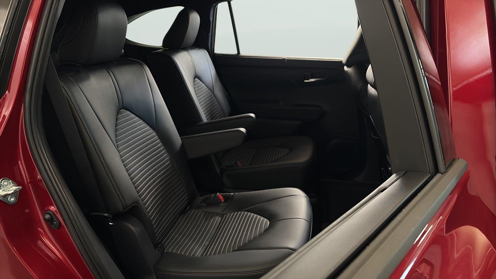 2026 Toyota Highlander XSE