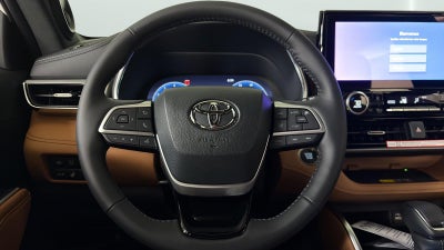 2026 Toyota Highlander Platinum