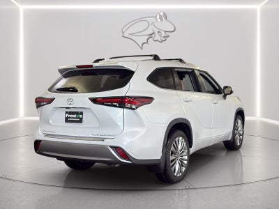 2026 Toyota Highlander Platinum