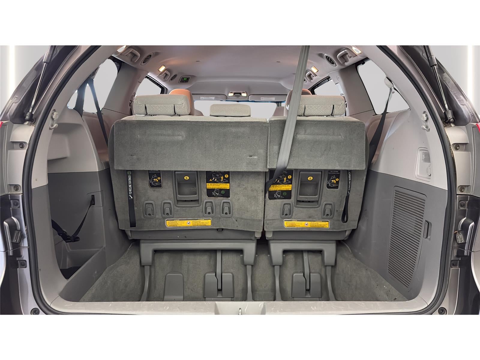 2014 Toyota SIENNA LE 3.5L LE AAS