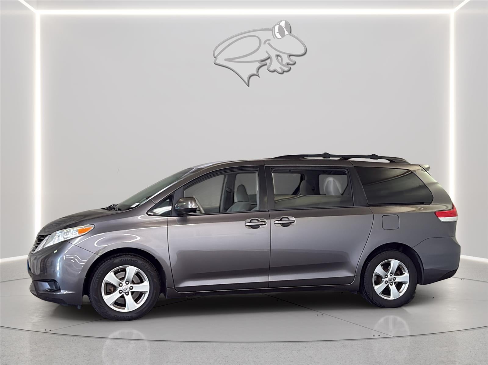 2014 Toyota SIENNA LE 3.5L LE AAS