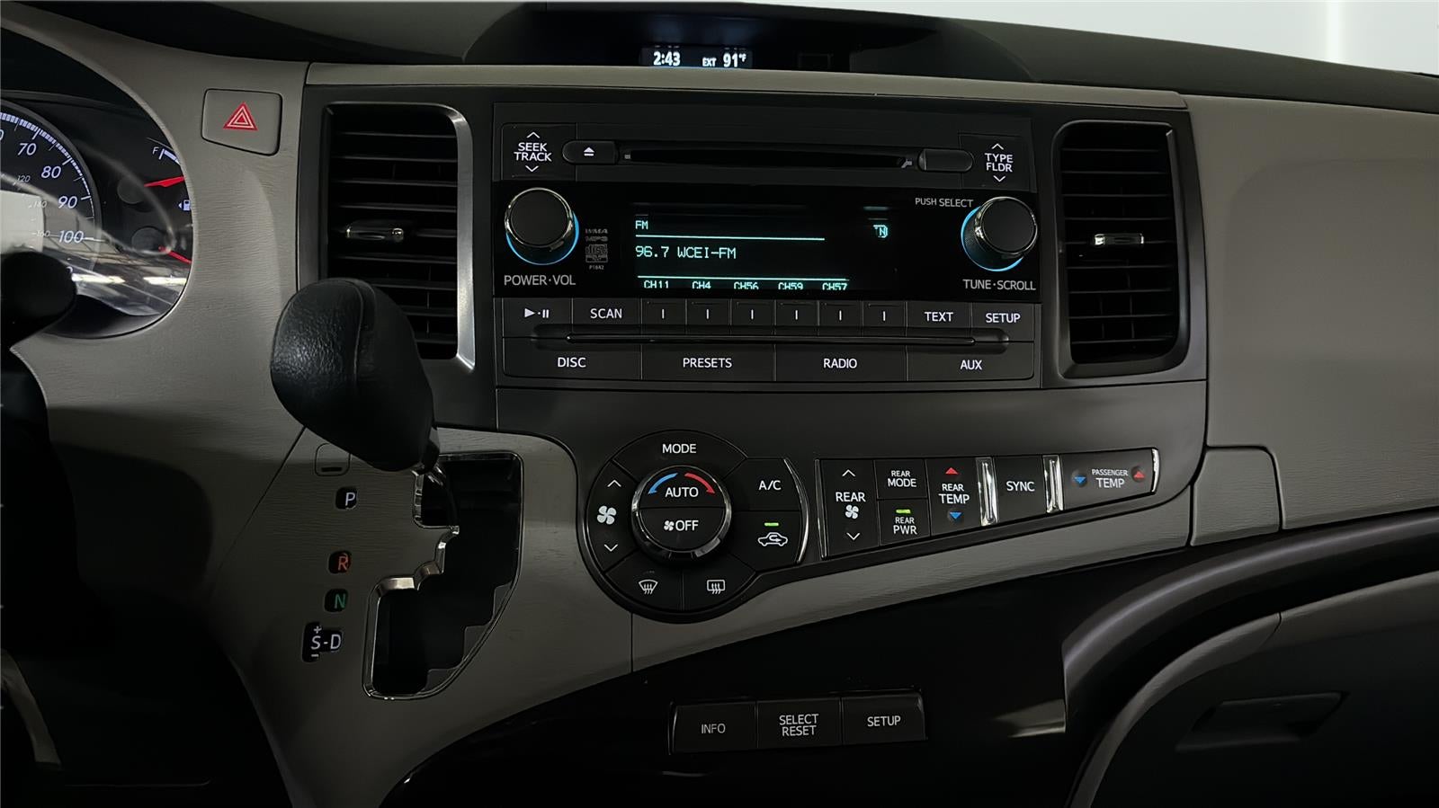 2014 Toyota SIENNA LE 3.5L LE AAS