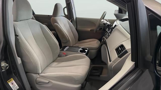 2014 Toyota SIENNA LE 3.5L LE AAS