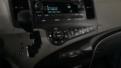 2014 Toyota SIENNA LE 3.5L LE AAS
