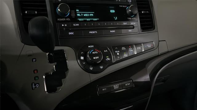 2014 Toyota SIENNA LE 3.5L LE AAS