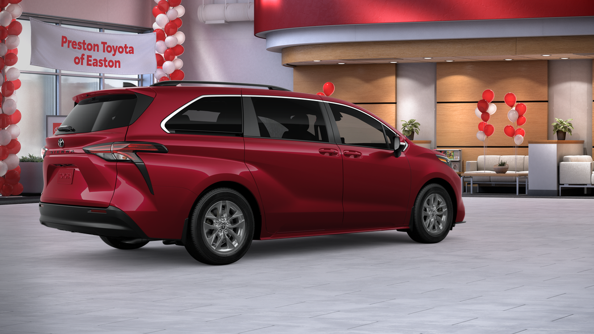 2026 Toyota Sienna LE