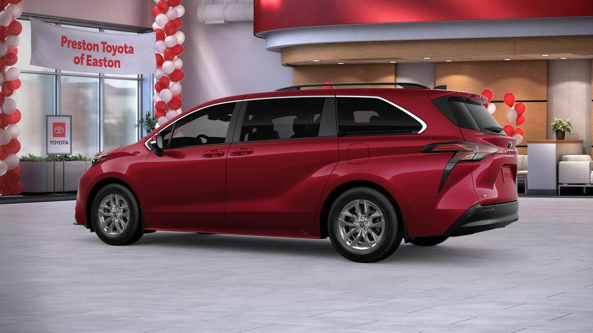 2026 Toyota Sienna LE