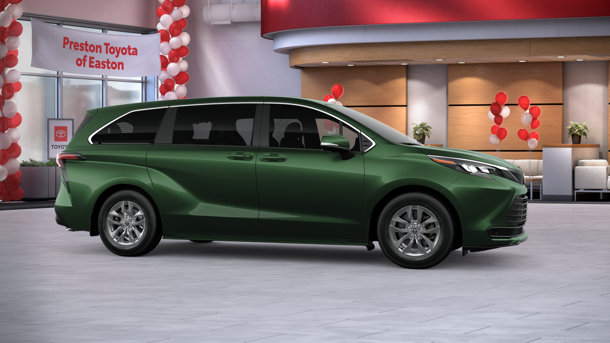 2026 Toyota Sienna LE