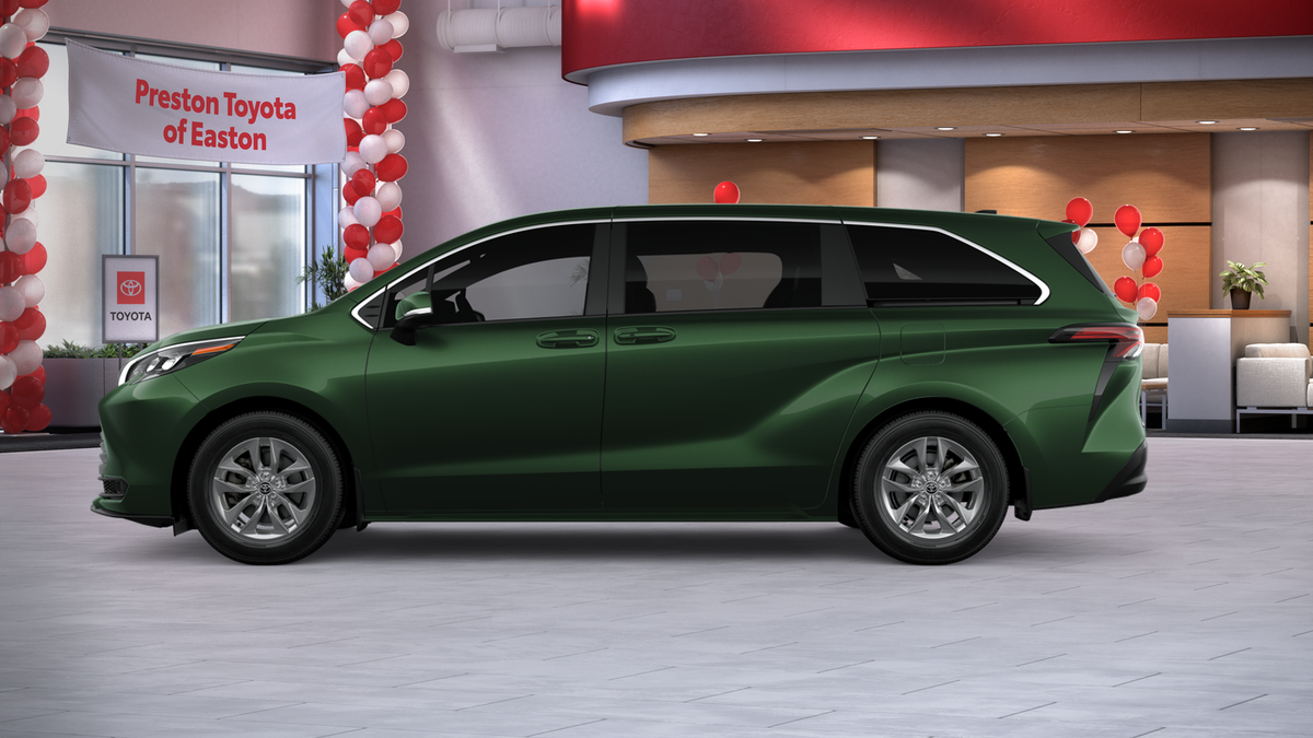 2026 Toyota Sienna LE