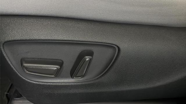 2025 Toyota Sienna LE 8-Passenger