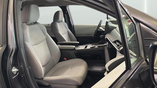 2025 Toyota Sienna LE 8-Passenger