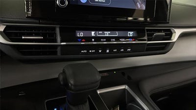 2025 Toyota Sienna LE 8-Passenger