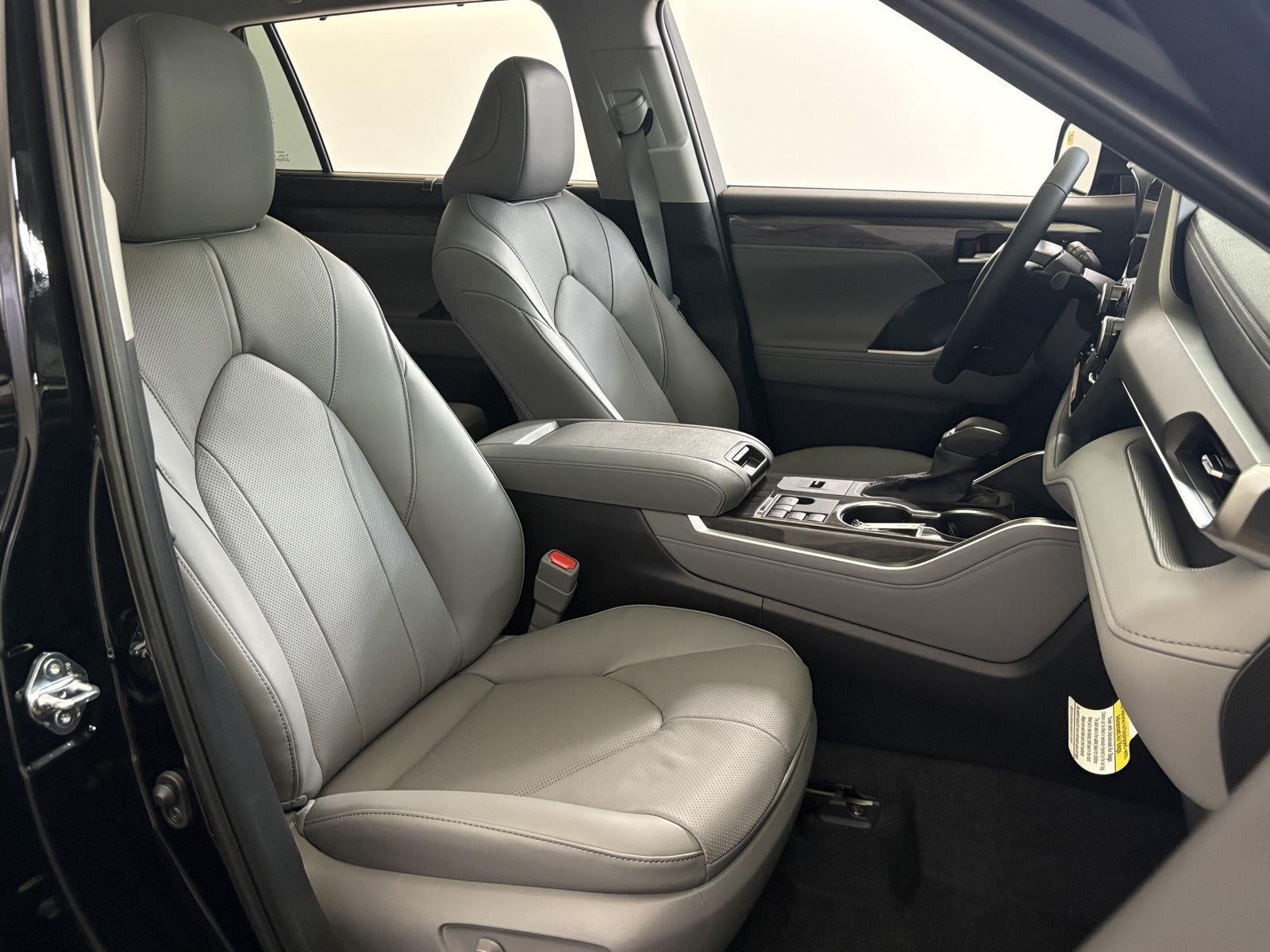 2026 Toyota Highlander Hybrid Hybrid Limited