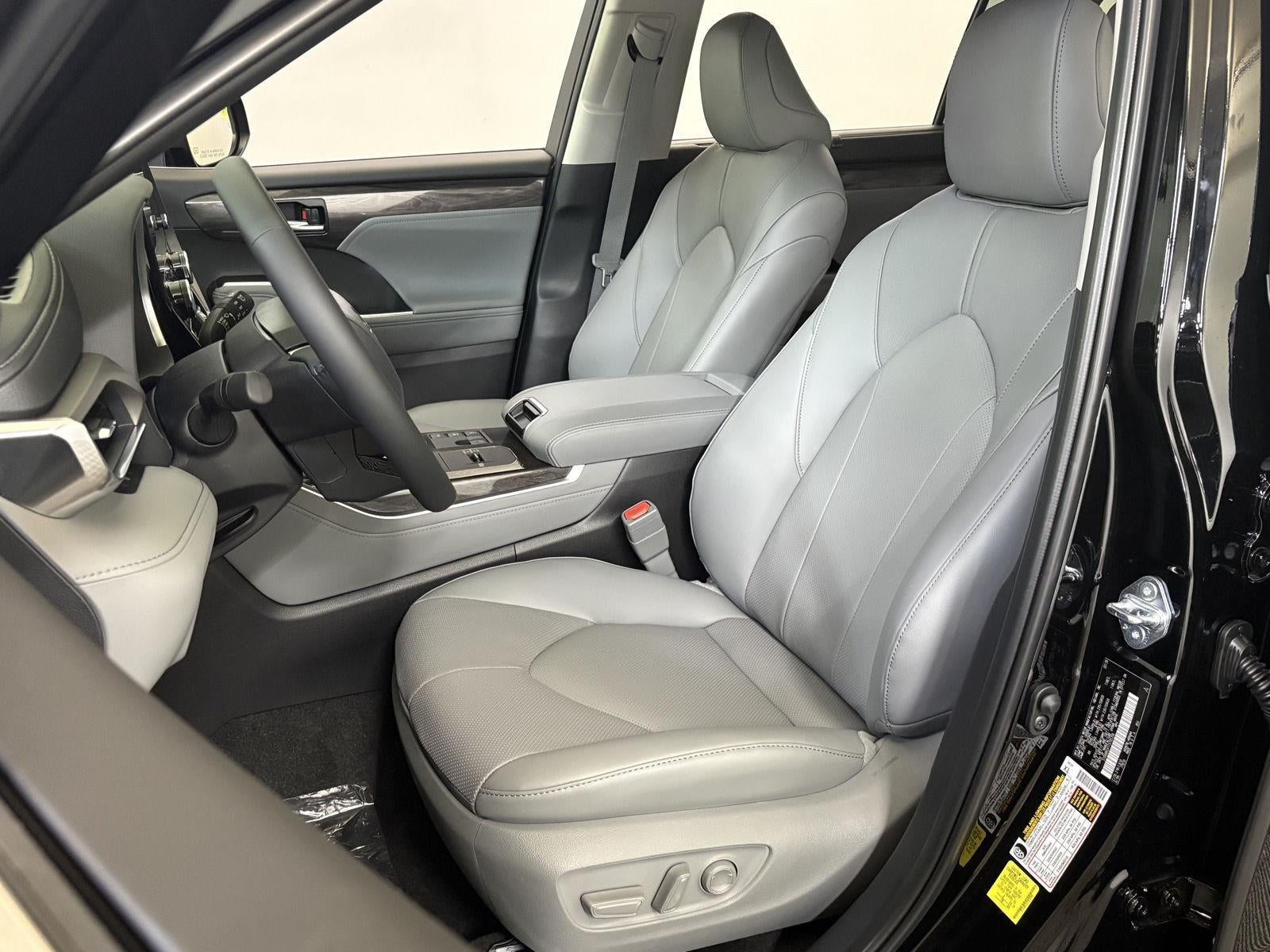 2026 Toyota Highlander Hybrid Hybrid Limited