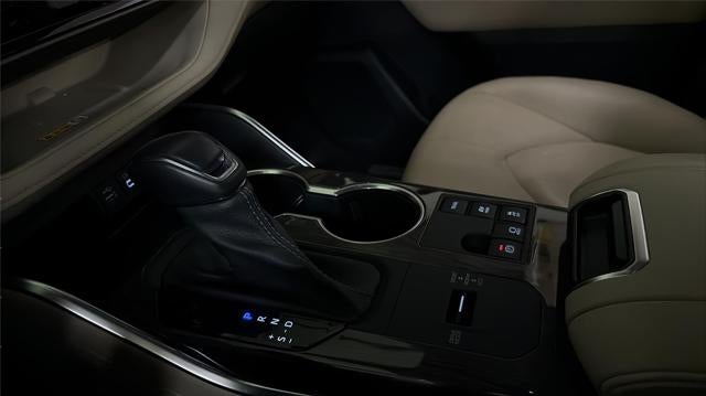 2023 Toyota HIGHLANDER HYBRD Limited