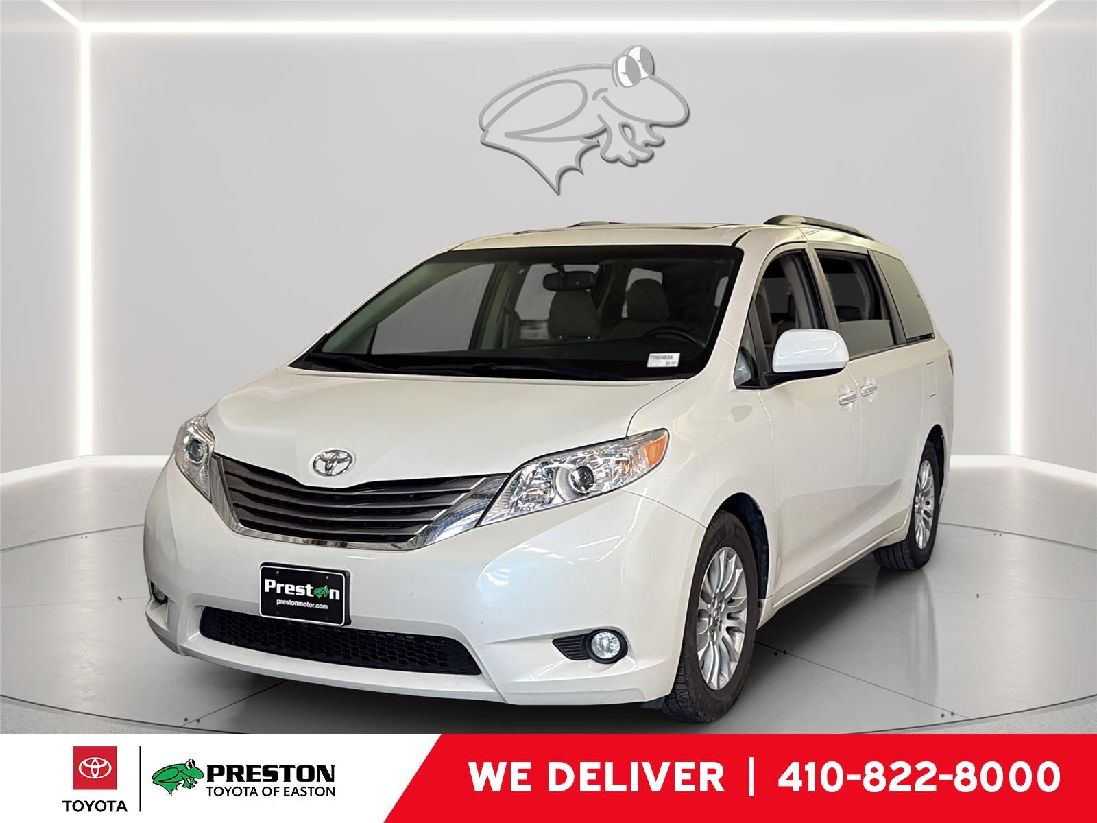 2016 Toyota Sienna XLE 8-Passenger