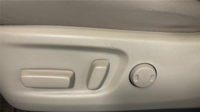 2016 Toyota Sienna XLE 8-Passenger