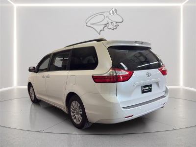 2016 Toyota Sienna XLE 8-Passenger