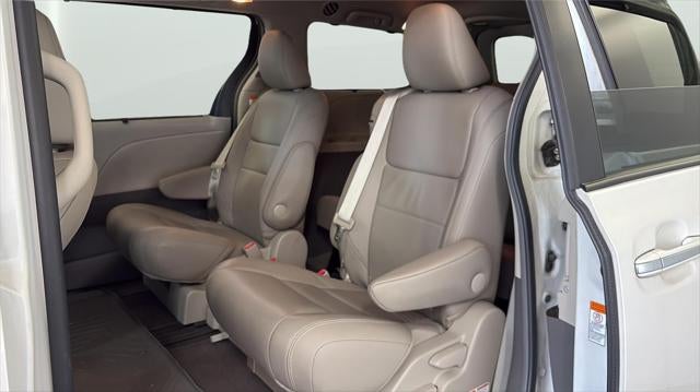 2016 Toyota Sienna XLE 8-Passenger