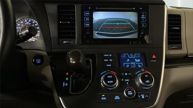 2016 Toyota Sienna XLE 8-Passenger