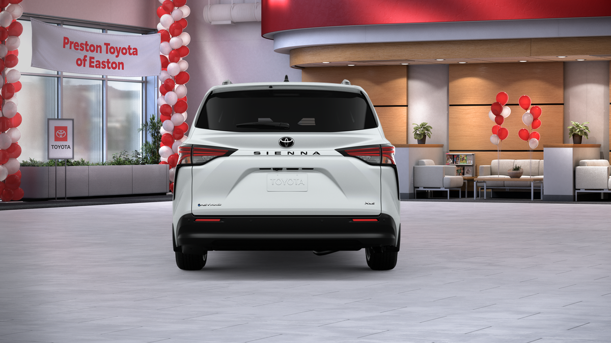 2026 Toyota Sienna XLE