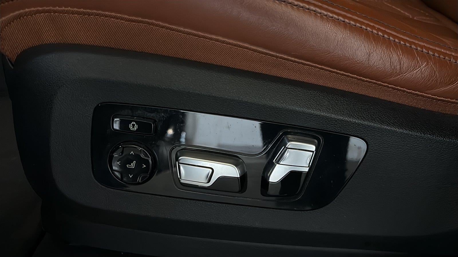 2023 BMW X5 xDrive45e