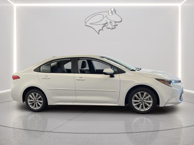 2027 Toyota Corolla LE