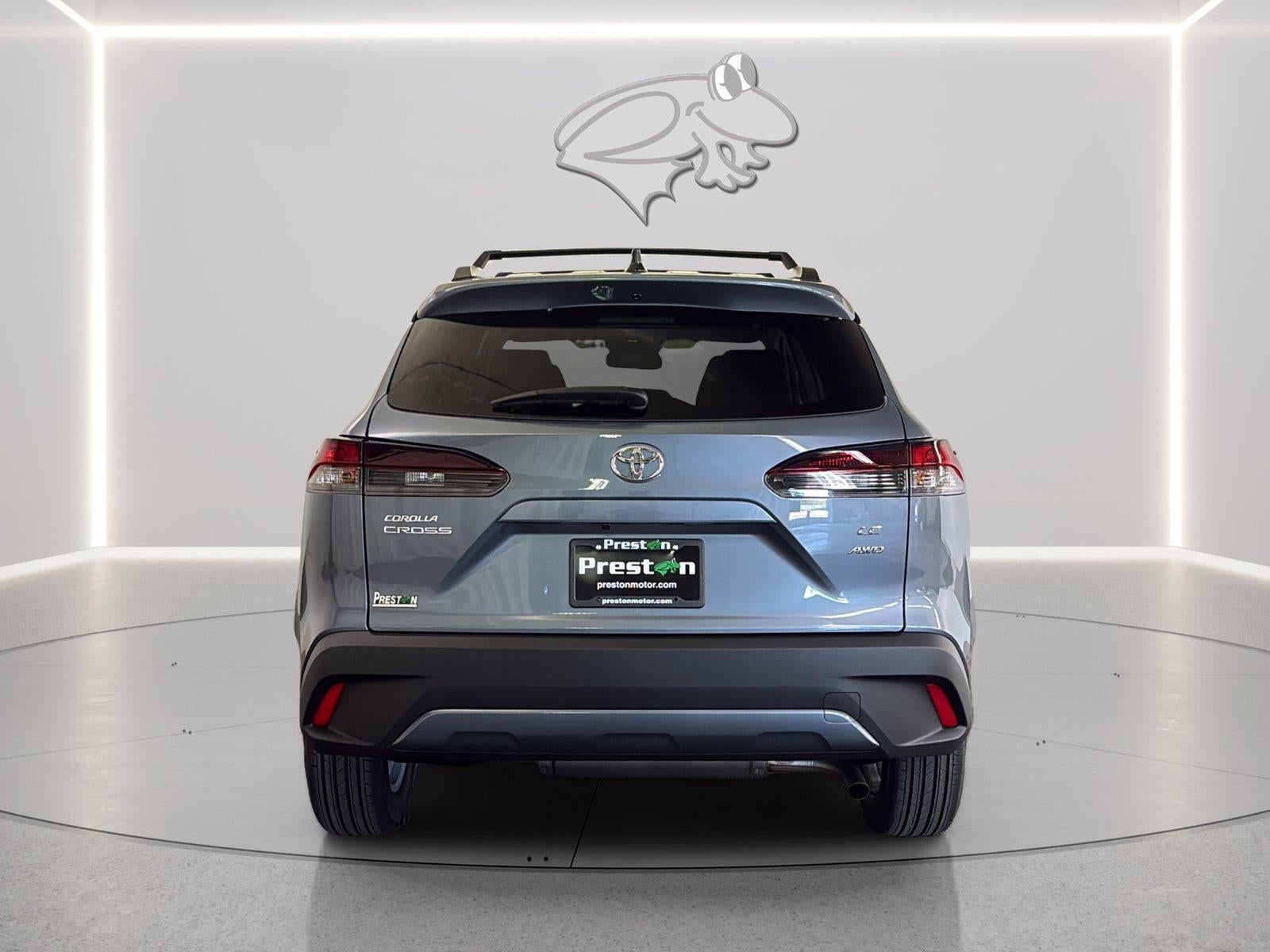 2026 Toyota Corolla Cross LE