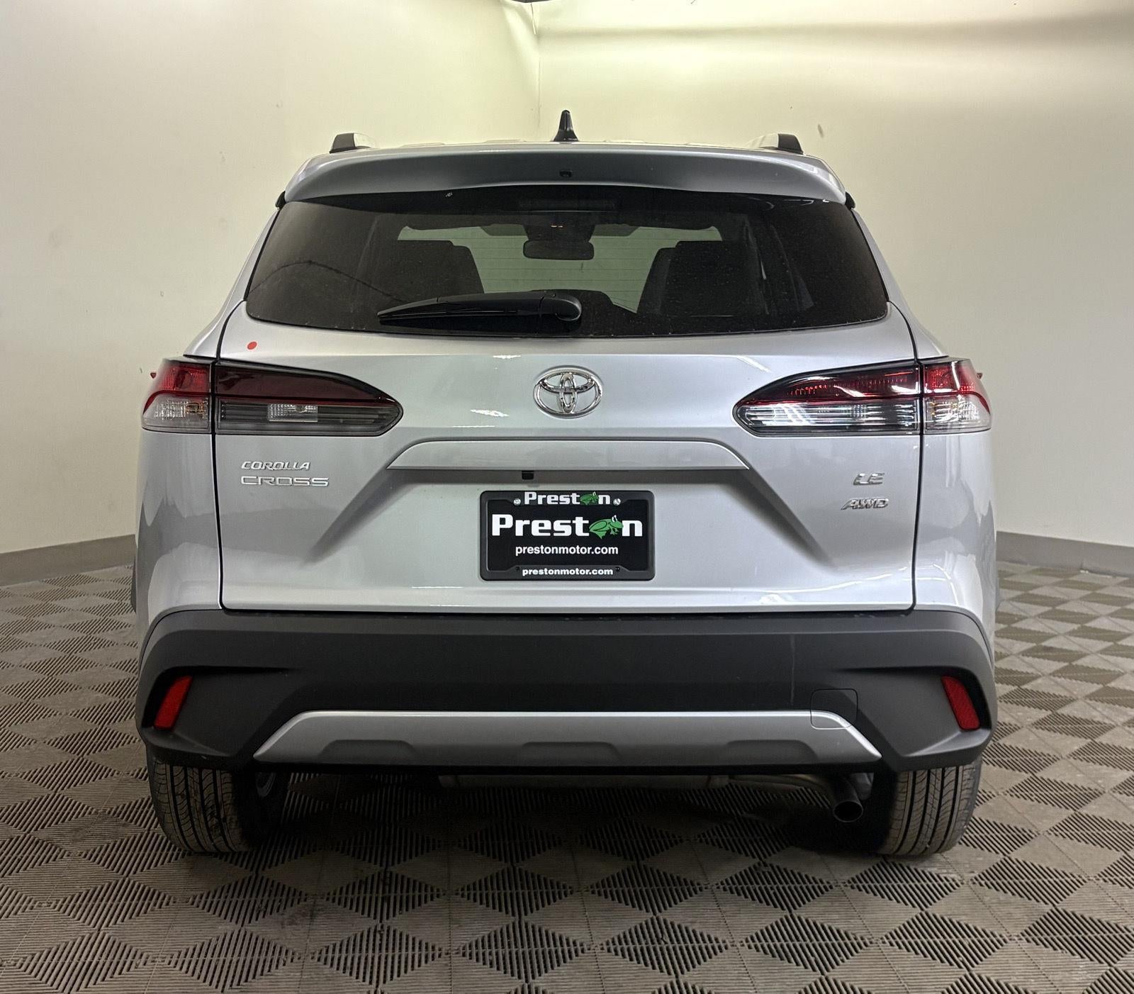 2026 Toyota Corolla Cross LE