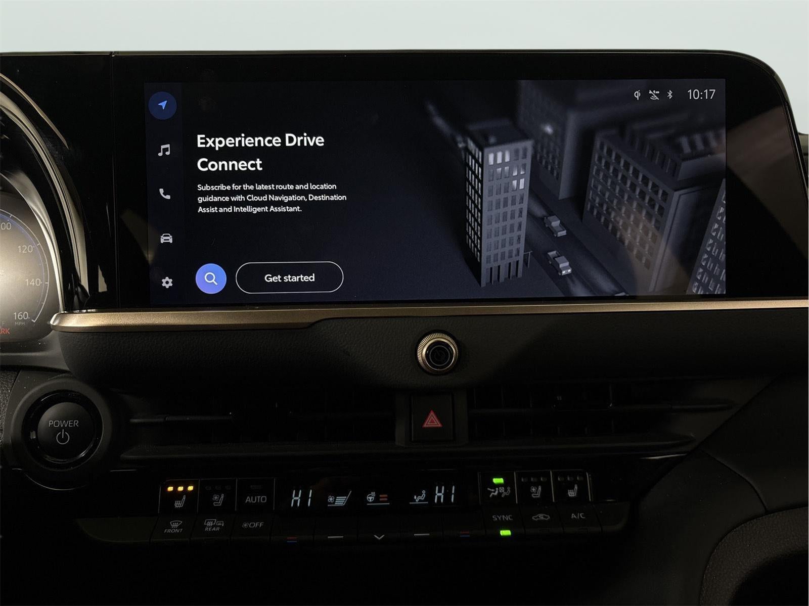 2025 Toyota CROWN SIGNIA XLE