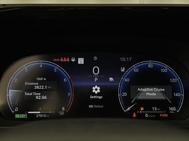 2025 Toyota CROWN SIGNIA XLE