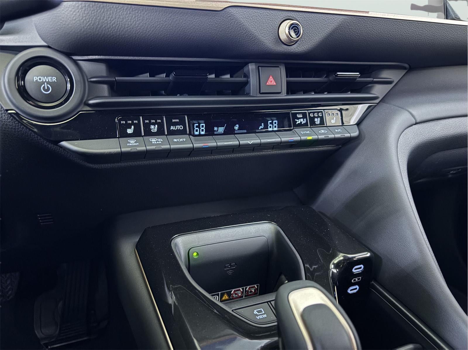 2026 Toyota Toyota Crown Signia Limited