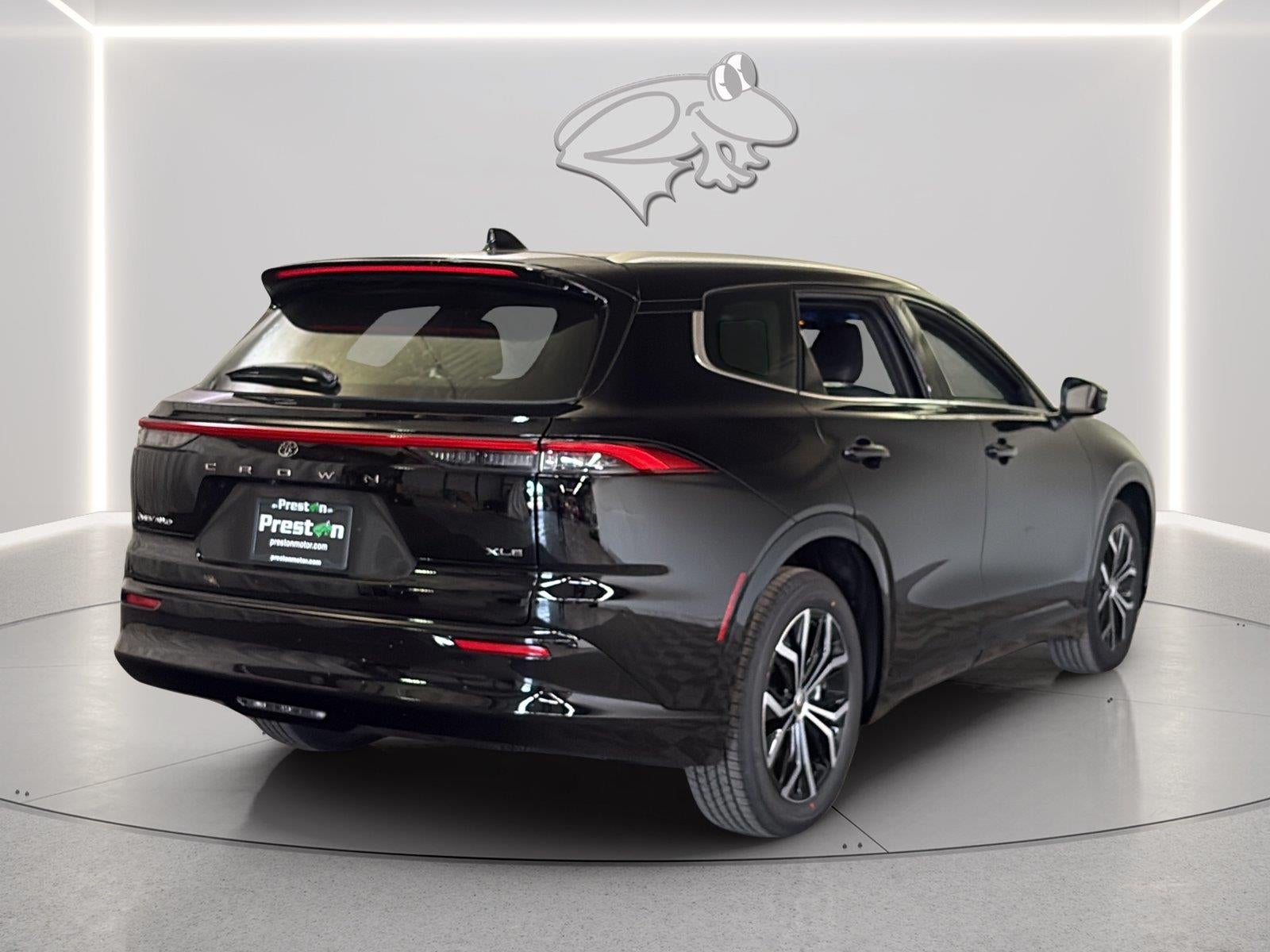 2026 Toyota Toyota Crown Signia XLE