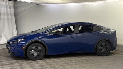 2024 Toyota PRIUS LE