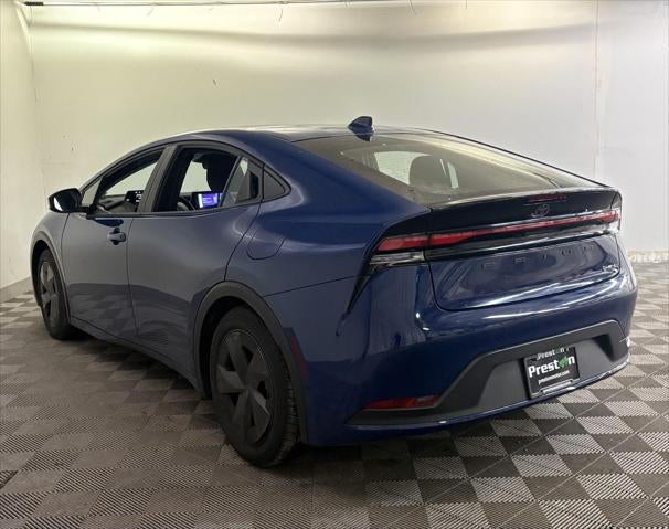 2024 Toyota PRIUS LE