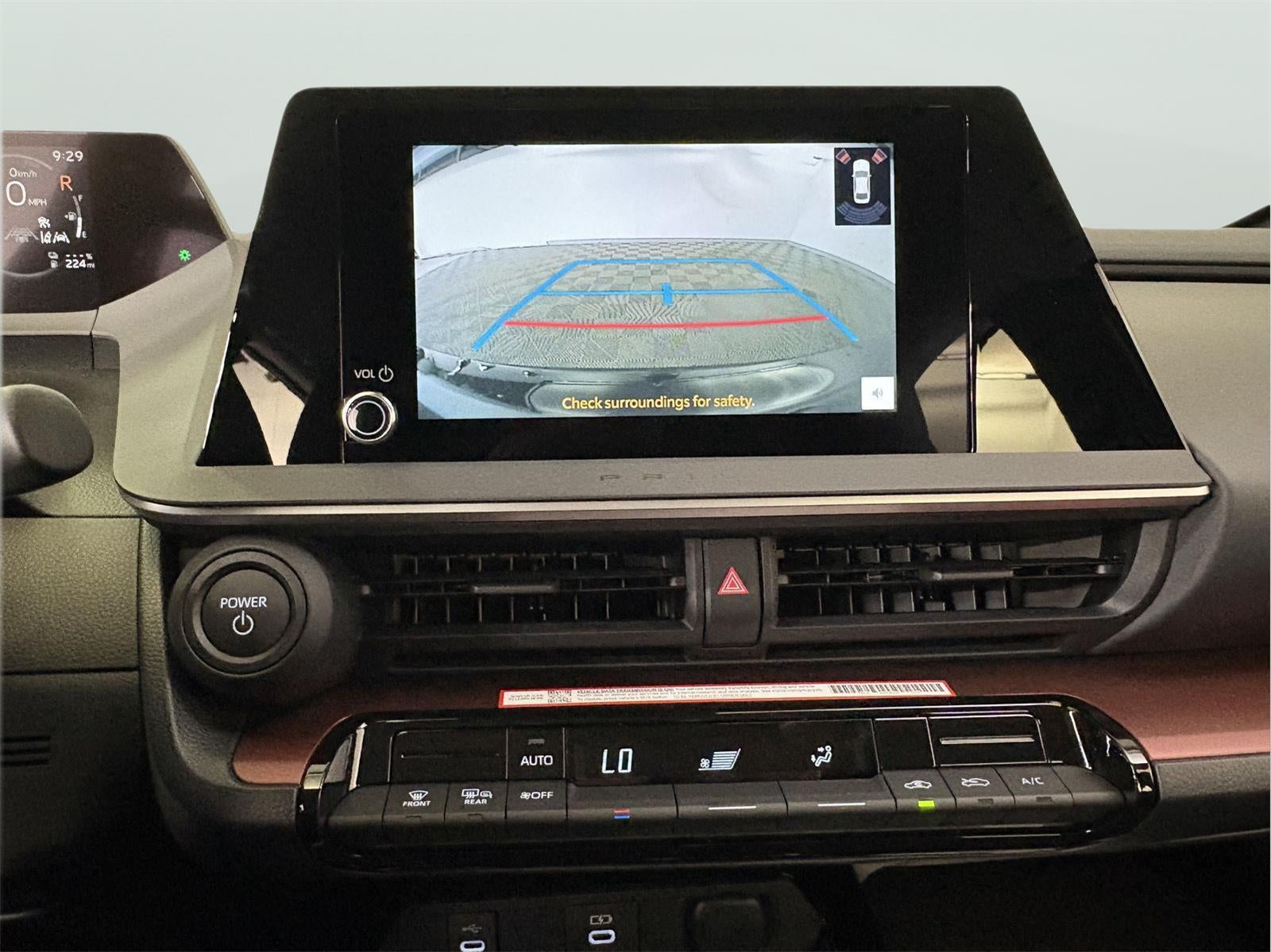 2026 Toyota Prius Plug-in Hybrid SE