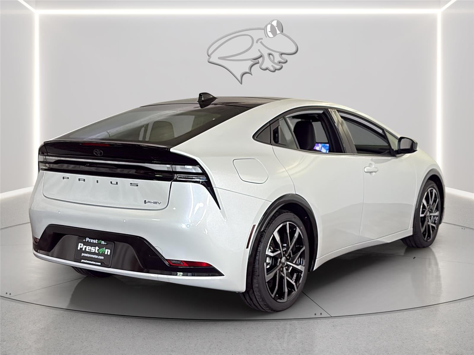 2026 Toyota Prius Plug-in Hybrid XSE