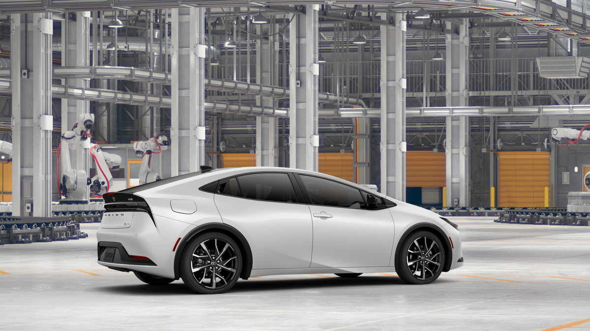 2026 Toyota Prius Plug-in Hybrid XSE