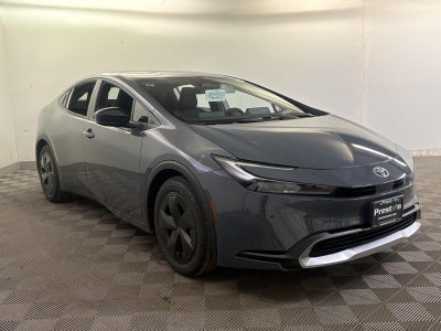 2026 Toyota Prius Plug-in Hybrid SE